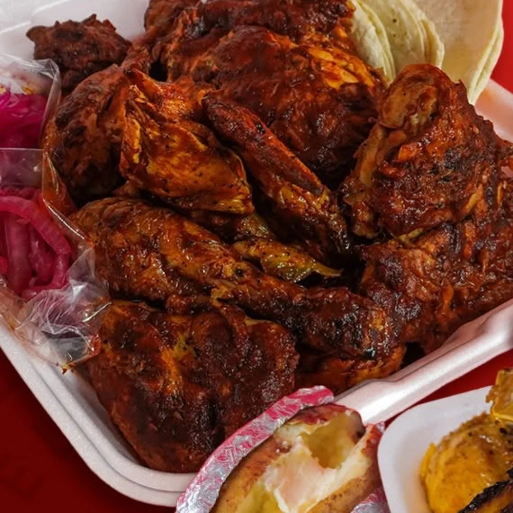 Pollo enchilado